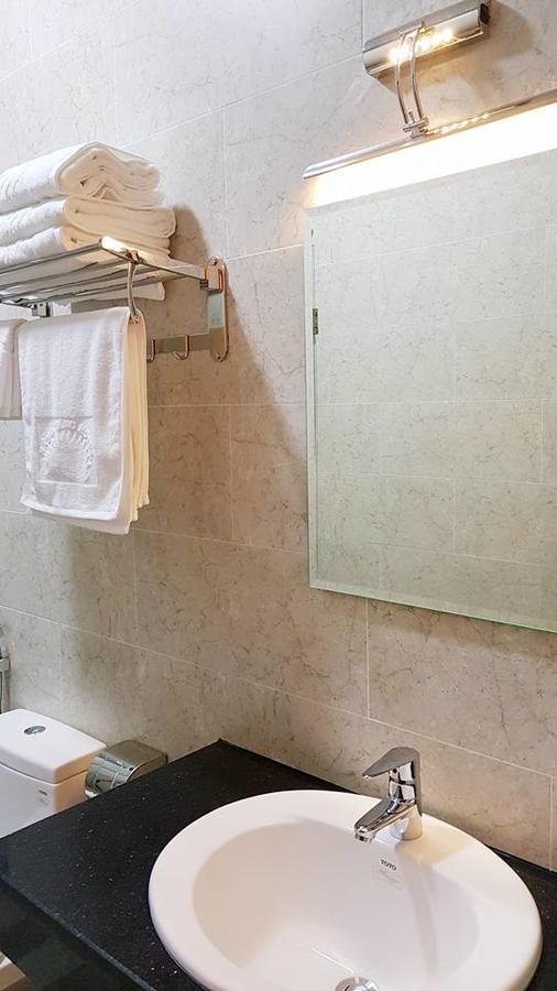 Nang Vang Hotel Далат Экстерьер фото